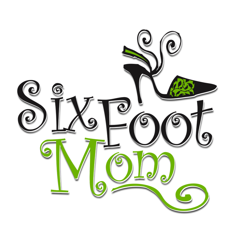 Six Foot Mom Logo